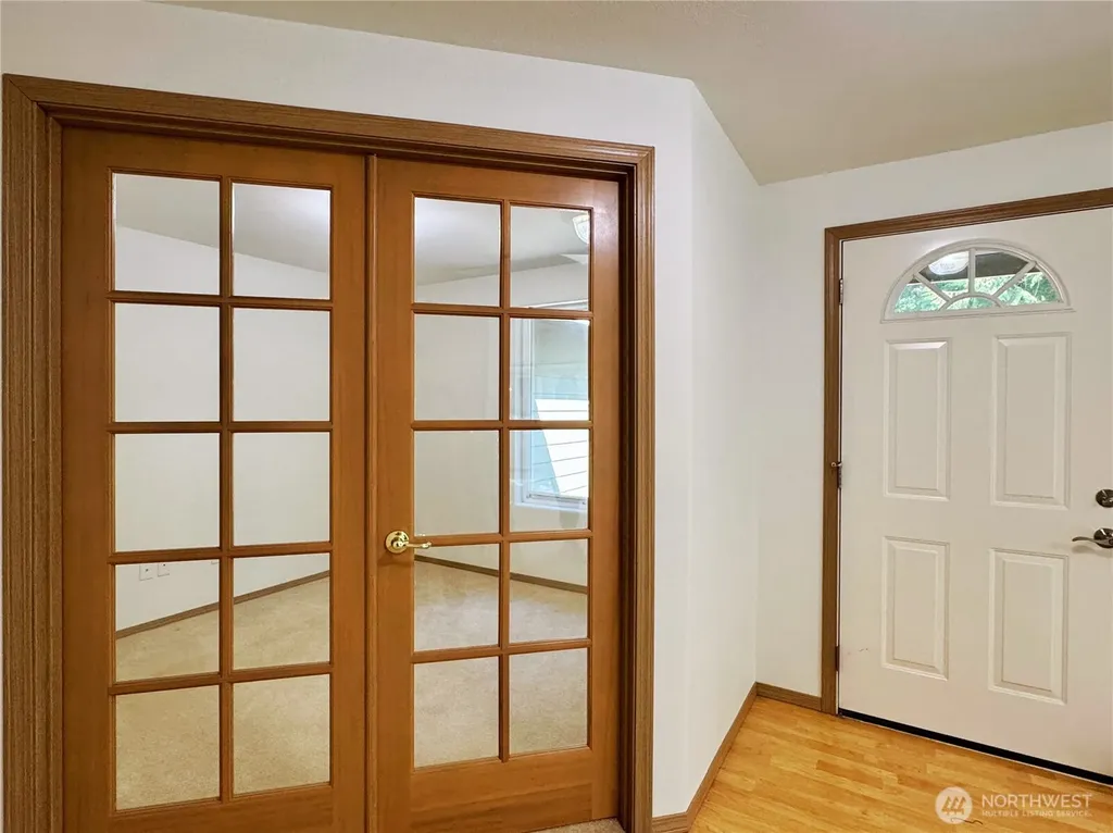 301 Pointes Drive E Shelton WA 98584