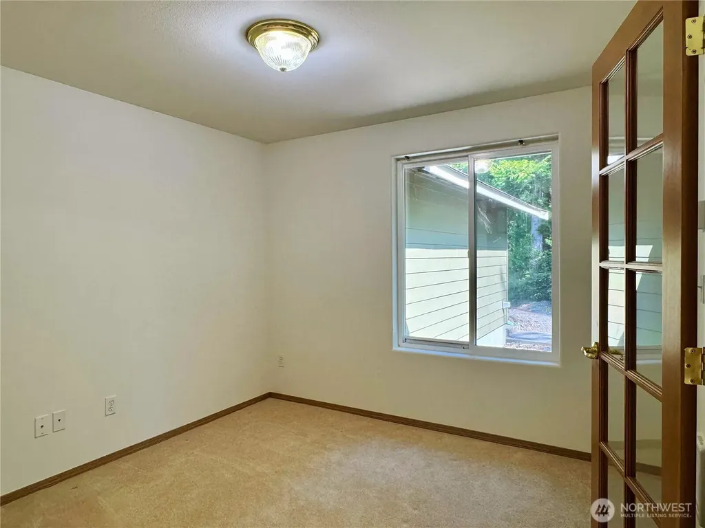 301 Pointes Drive E Shelton WA 98584