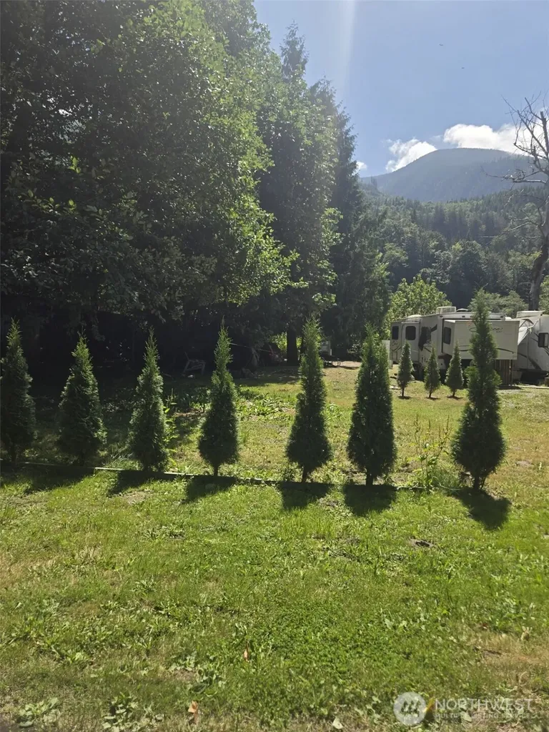 35290 Shangri-la Drive Sedro Woolley WA 98284