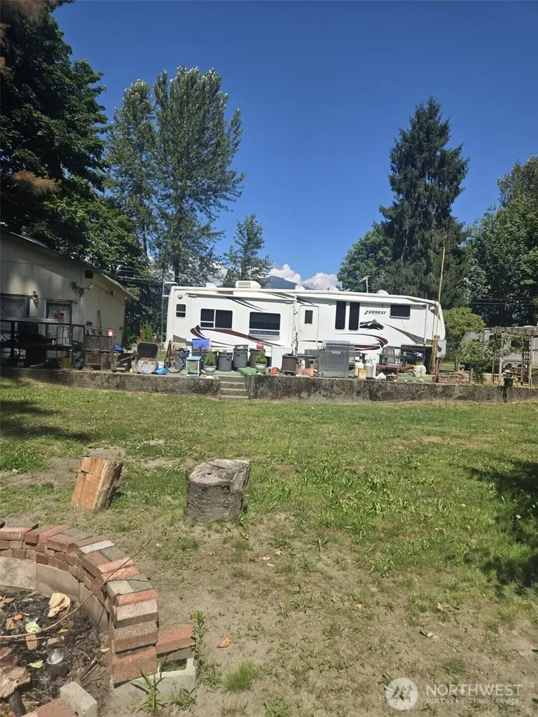 35274 Shangri-la Drive Sedro Woolley WA 98284