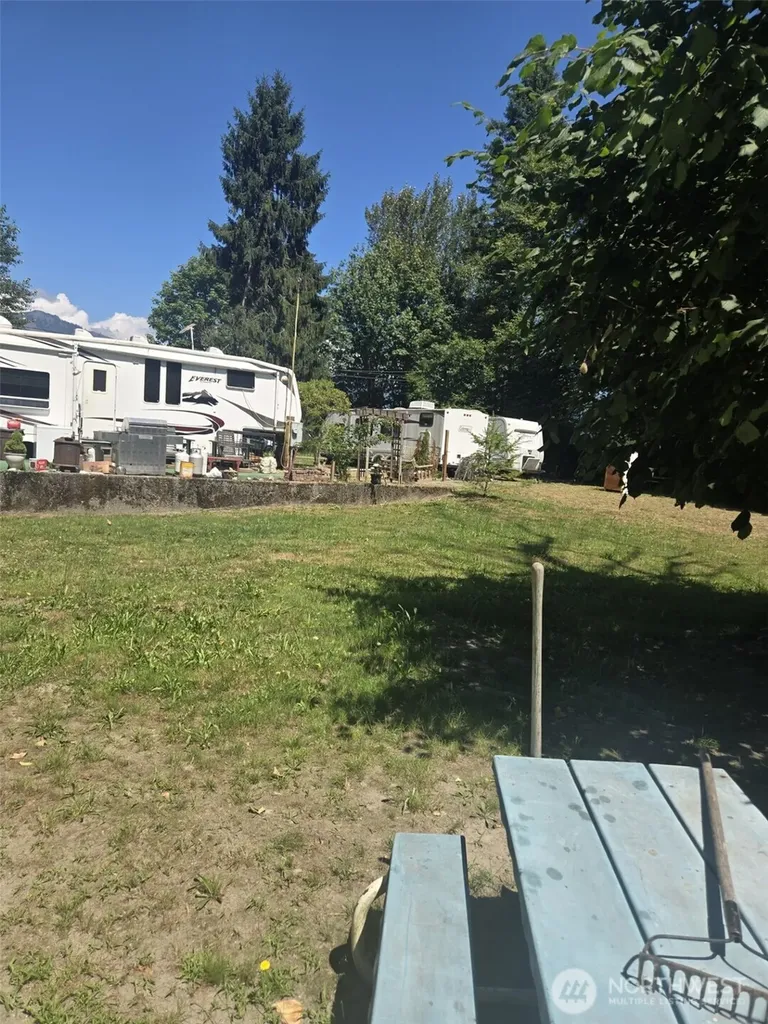 35274 Shangri-la Drive Sedro Woolley WA 98284