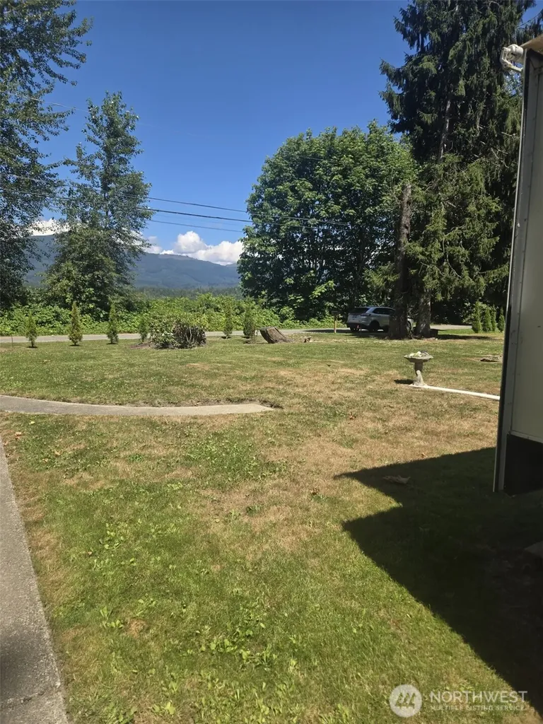 35274 Shangri-la Drive Sedro Woolley WA 98284