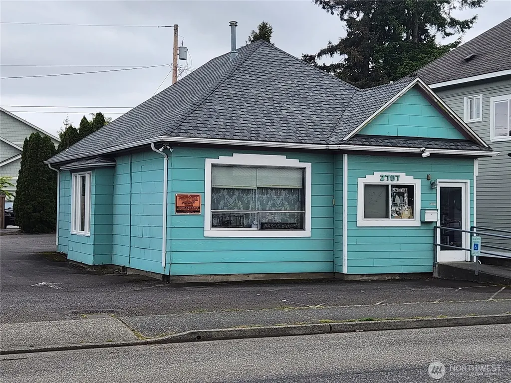 2707 Meridian Street Bellingham WA 98225
