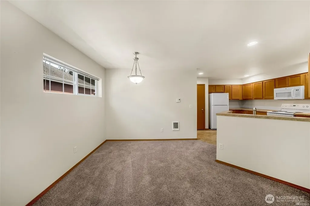 14806 36th Avenue Ct E Tacoma WA 98446