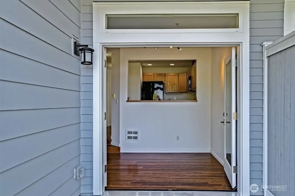 8515 244th Street SW Edmonds WA 98026