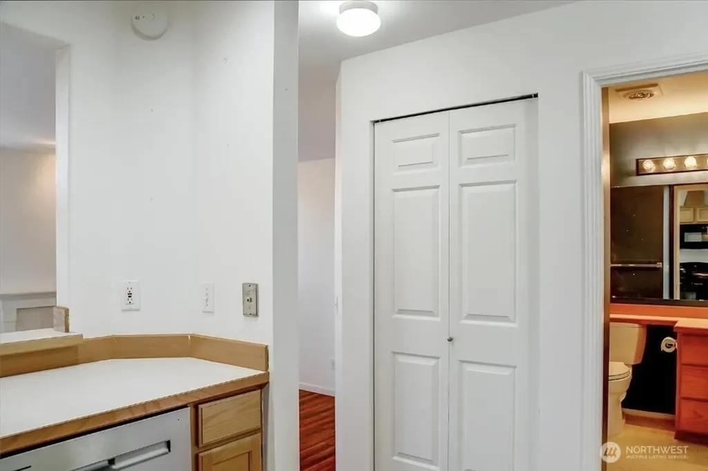 8515 244th Street SW Edmonds WA 98026