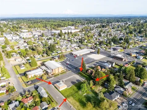 7002 S Park Avenue Tacoma WA 98408