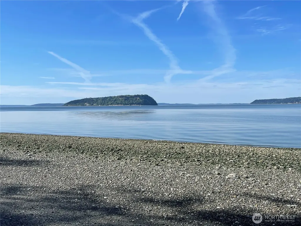 11 Tax Id: 00466300001100 Hat Island WA 98206