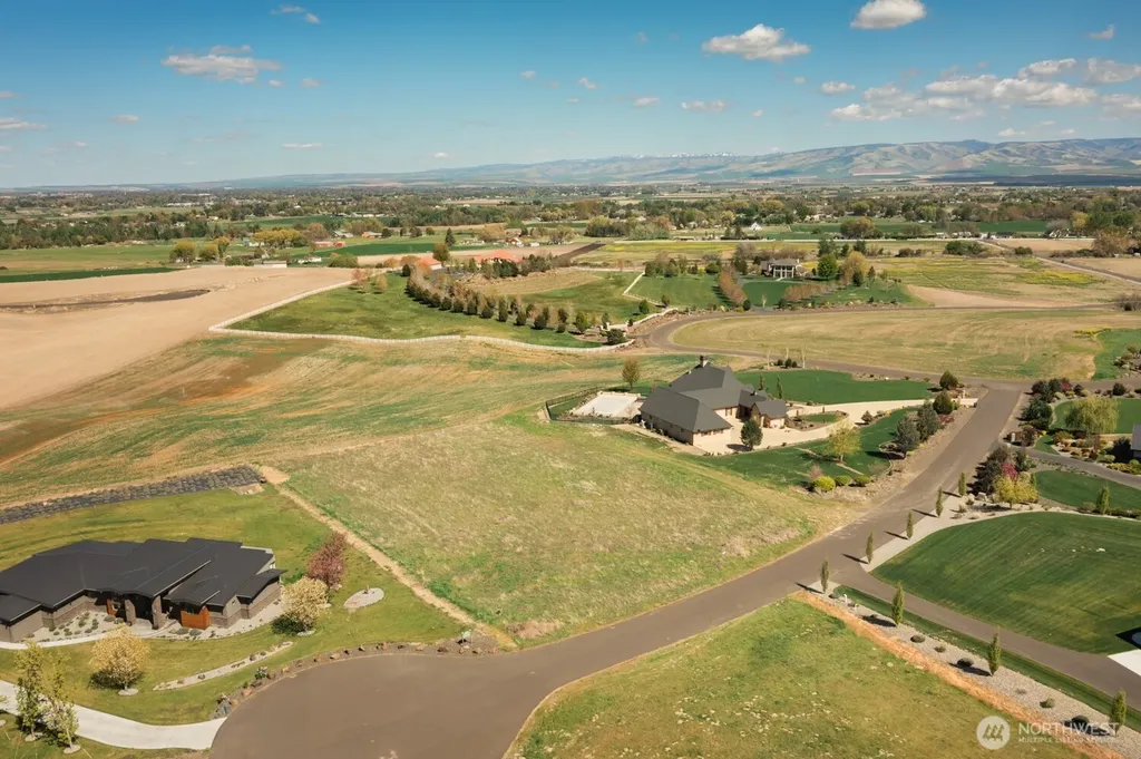 88 Red Hawk Road Walla Walla WA 99362