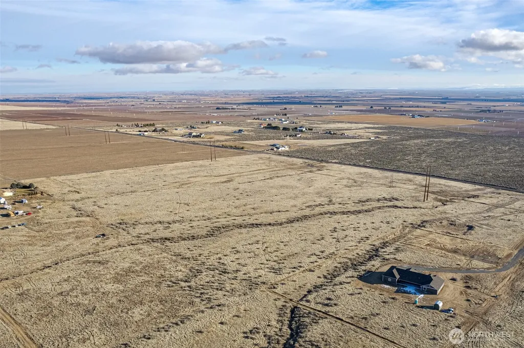 2 Road 13 NW Quincy WA 98848