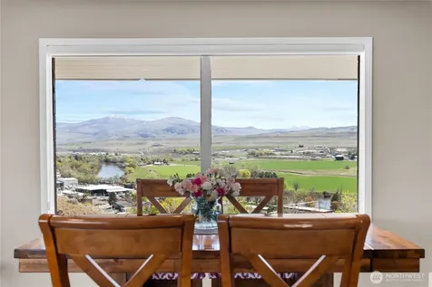 940 Sunrise Heights Road Okanogan WA 98840