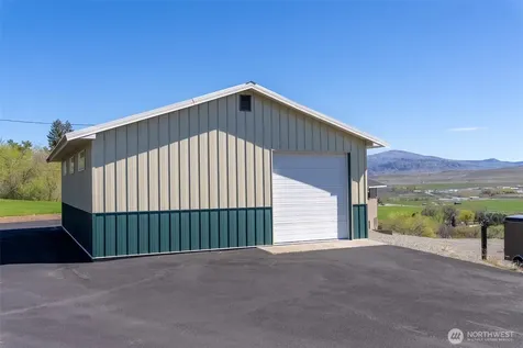 940 Sunrise Heights Road Okanogan WA 98840