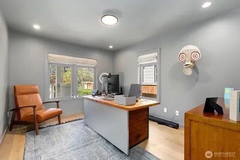 5932 California Avenue SW Seattle WA 98136
