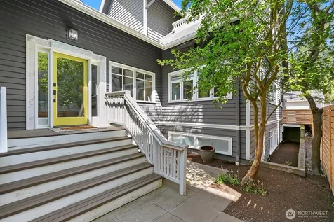 5932 California Avenue SW Seattle WA 98136