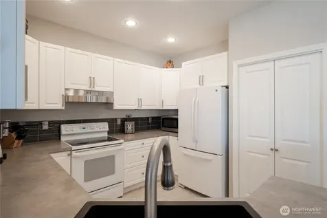 1494 Eastmont East Wenatchee WA 98802