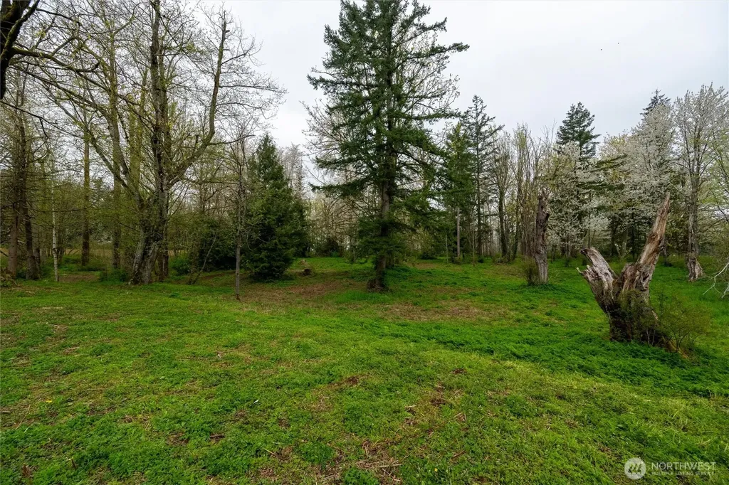 1822 E Pole Road Everson WA 98247