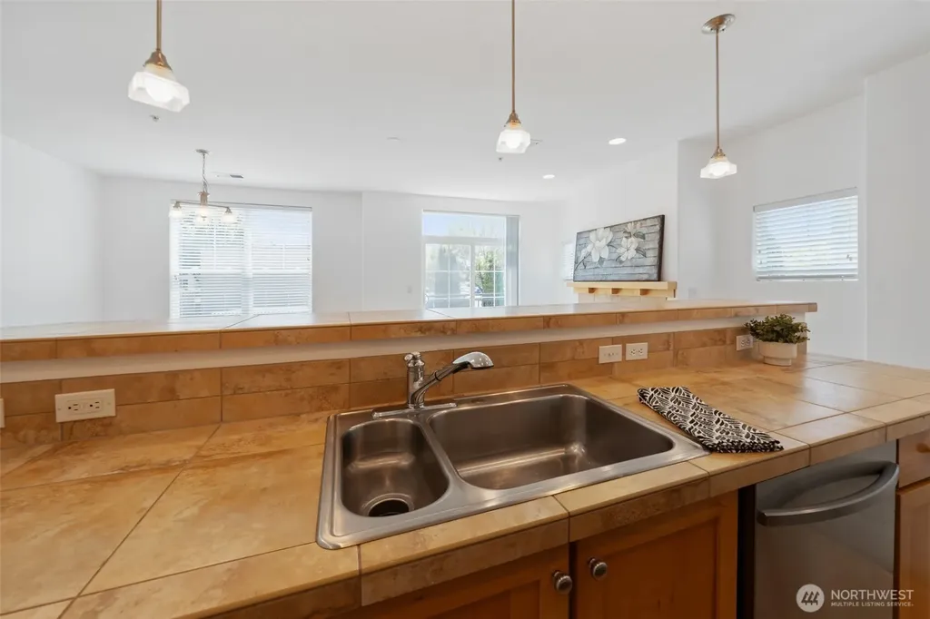 10757 NE Red Wing Way Hillsboro OR 97006