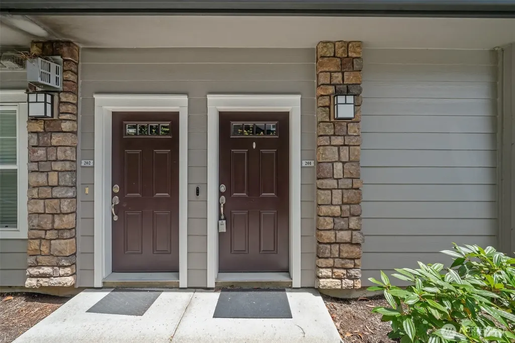 10757 NE Red Wing Way Hillsboro OR 97006