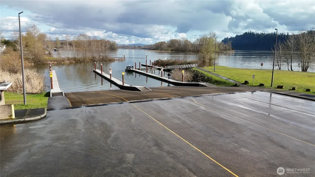 151 Barlow Point Road Longview WA 98632
