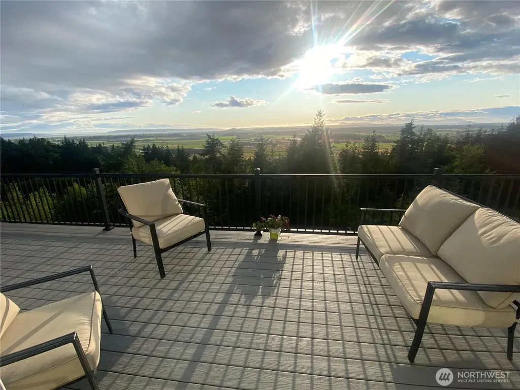 20555 Benson Ridge Lane Mount Vernon WA 98274