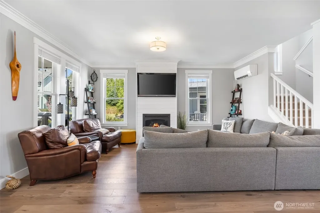 11 Horizon Street Pacific Beach WA 98571