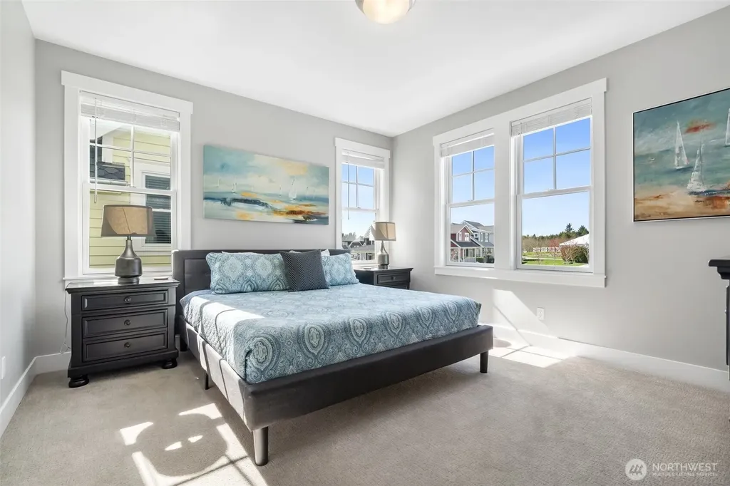 11 Horizon Street Pacific Beach WA 98571