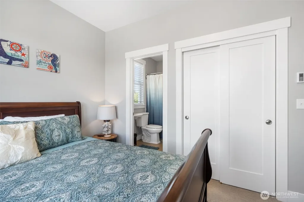 11 Horizon Street Pacific Beach WA 98571