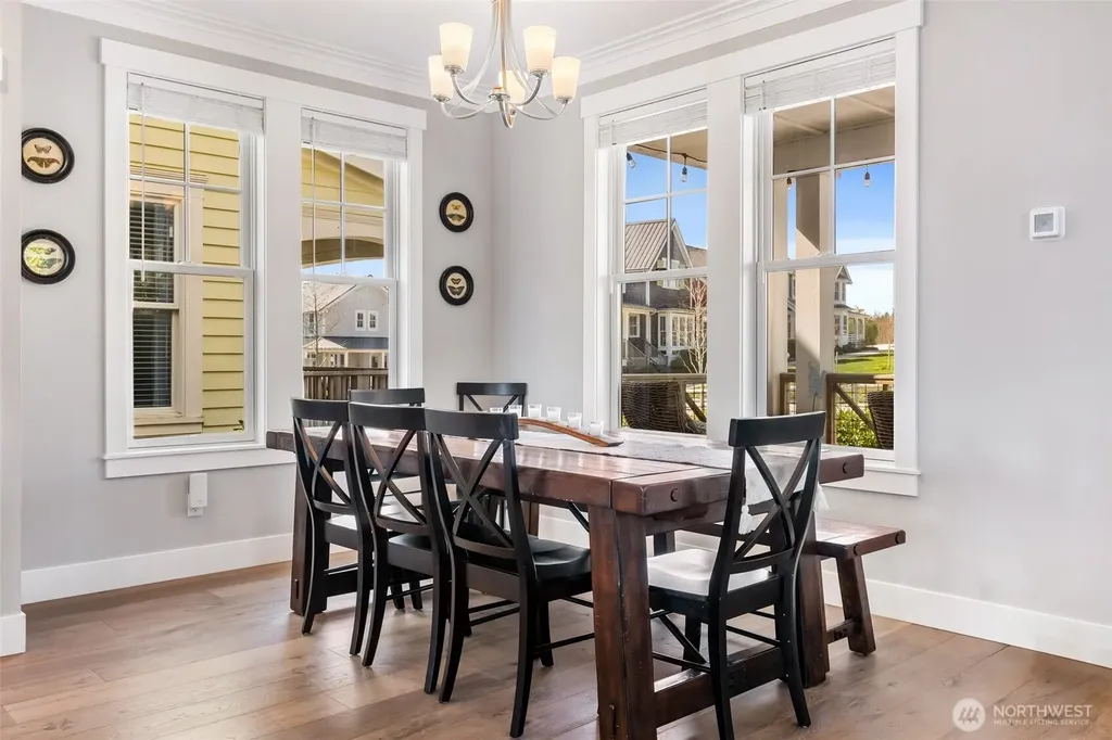 11 Horizon Street Pacific Beach WA 98571
