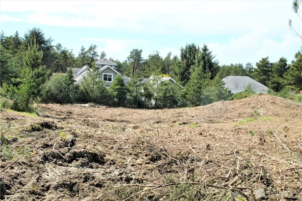 605 W Claymore Lane Westport WA 98595