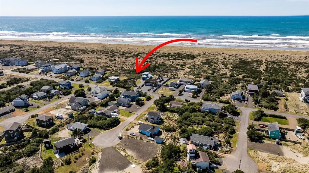 953 S Sand Dune Ocean Shores WA 98569