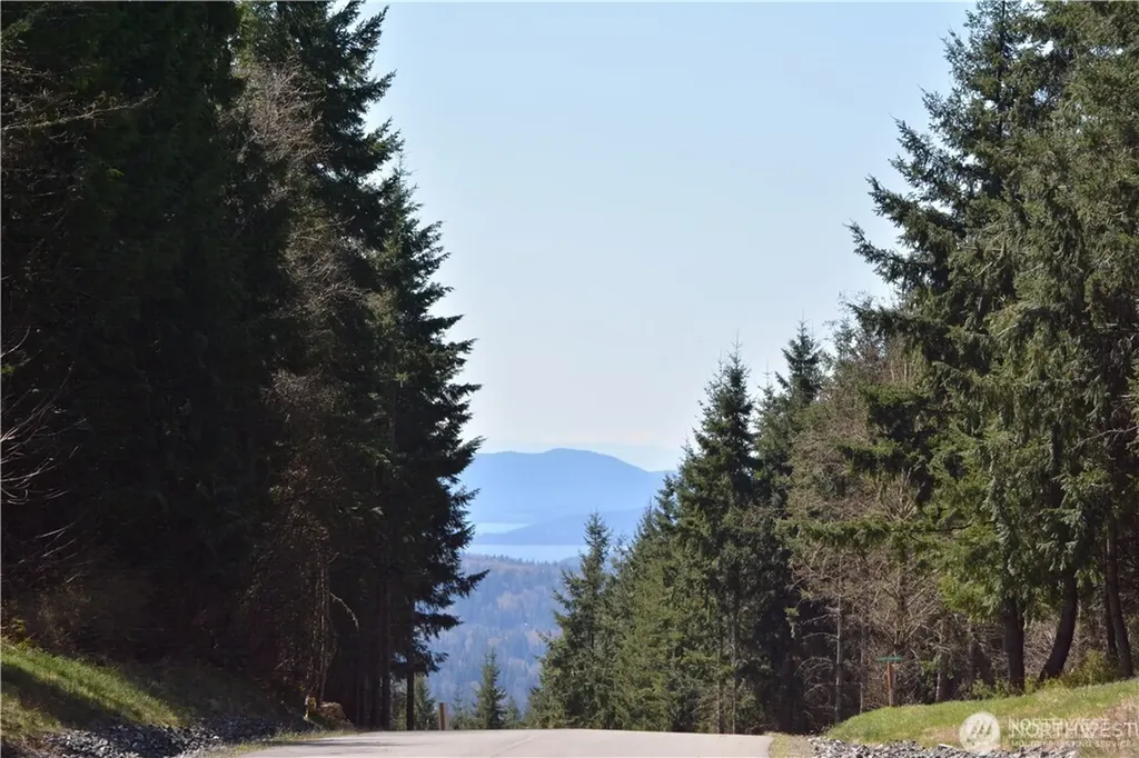 8 Academy Highlands Bellingham WA 98226