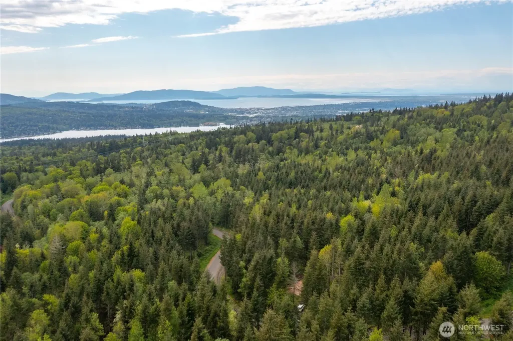 8 Academy Highlands Bellingham WA 98226