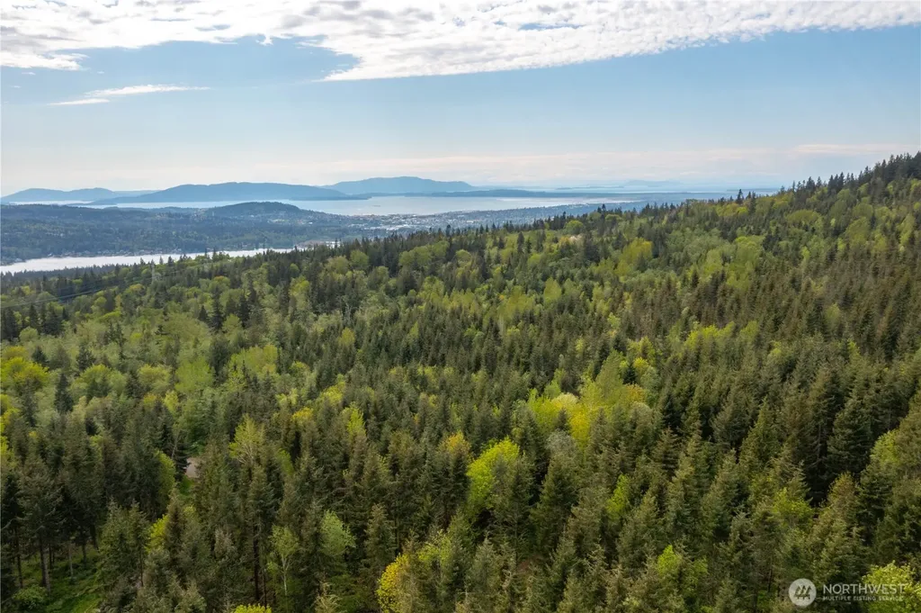8 Academy Highlands Bellingham WA 98226