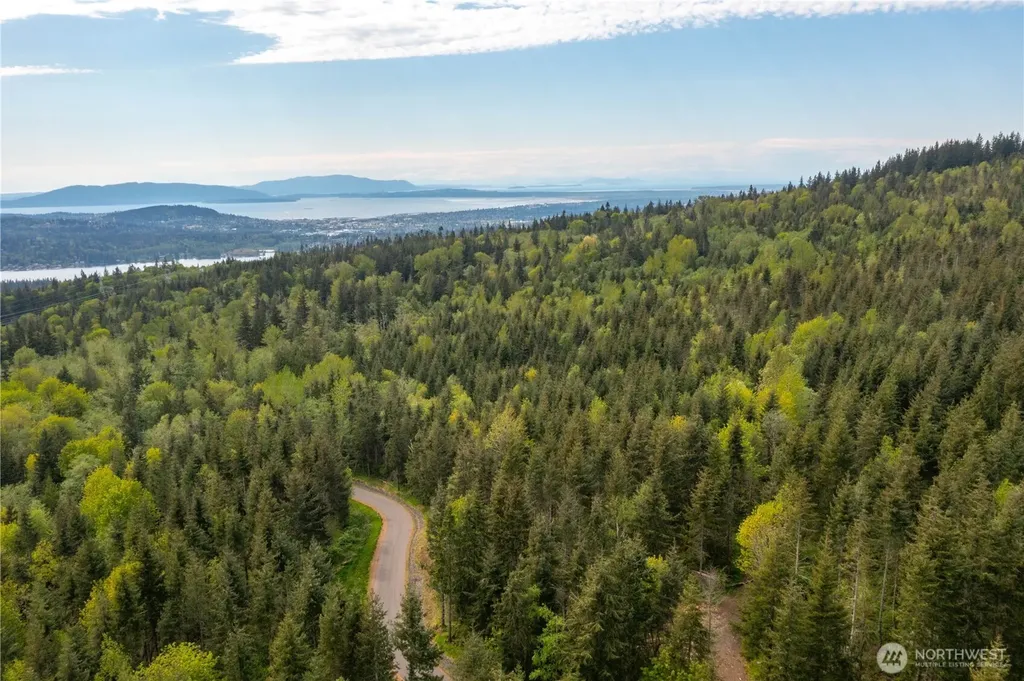 8 Academy Highlands Bellingham WA 98226