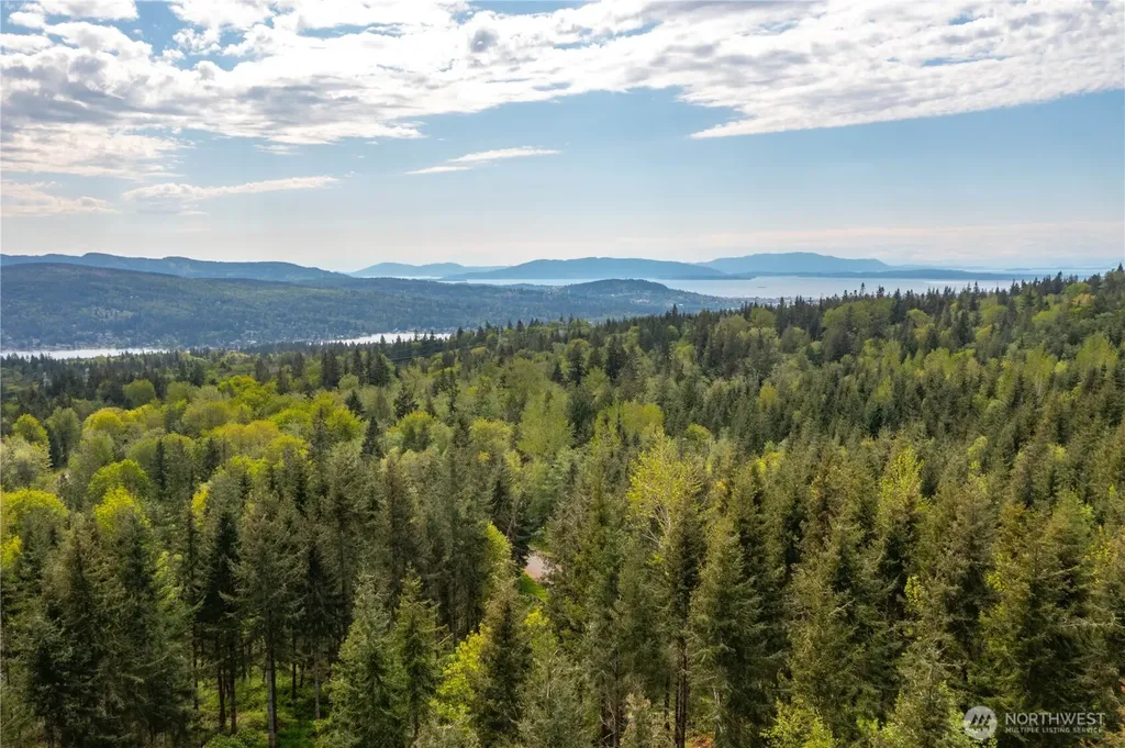 8 Academy Highlands Bellingham WA 98226