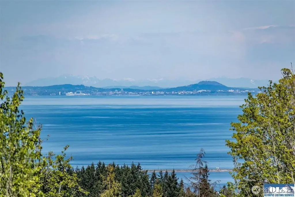 999 Ediz View Drive Port Angeles WA 98362