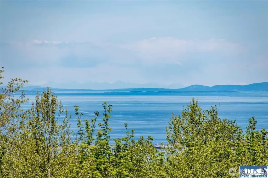 999 Ediz View Drive Port Angeles WA 98362
