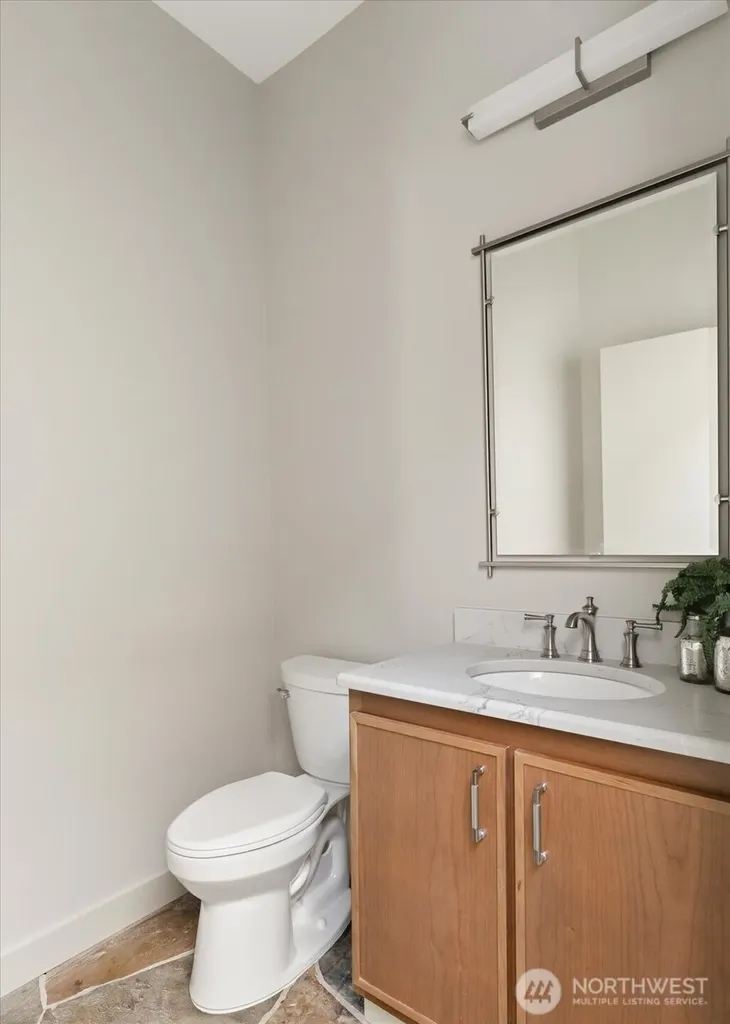 1912 Hunskor Road Oak Harbor WA 98277