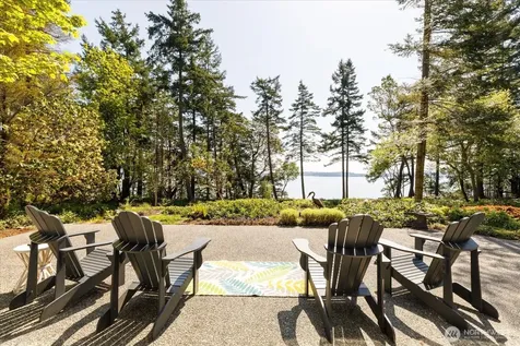 1912 Hunskor Road Oak Harbor WA 98277
