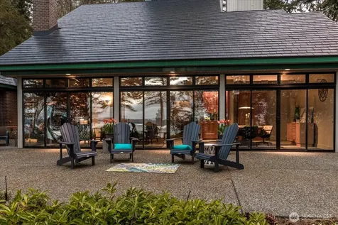 1912 Hunskor Road Oak Harbor WA 98277