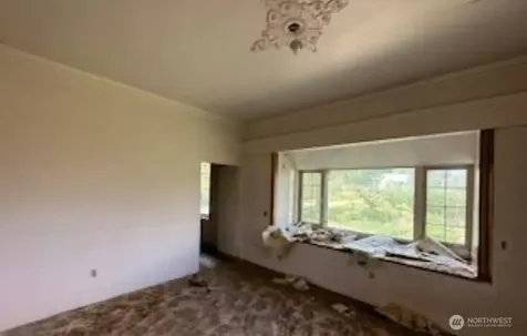 193 Golden Road Oroville WA 98844