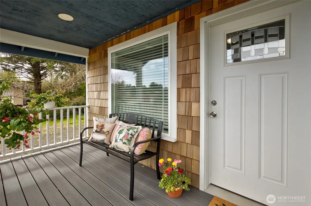 531 Point Brown Avenue SW Ocean Shores WA 98569