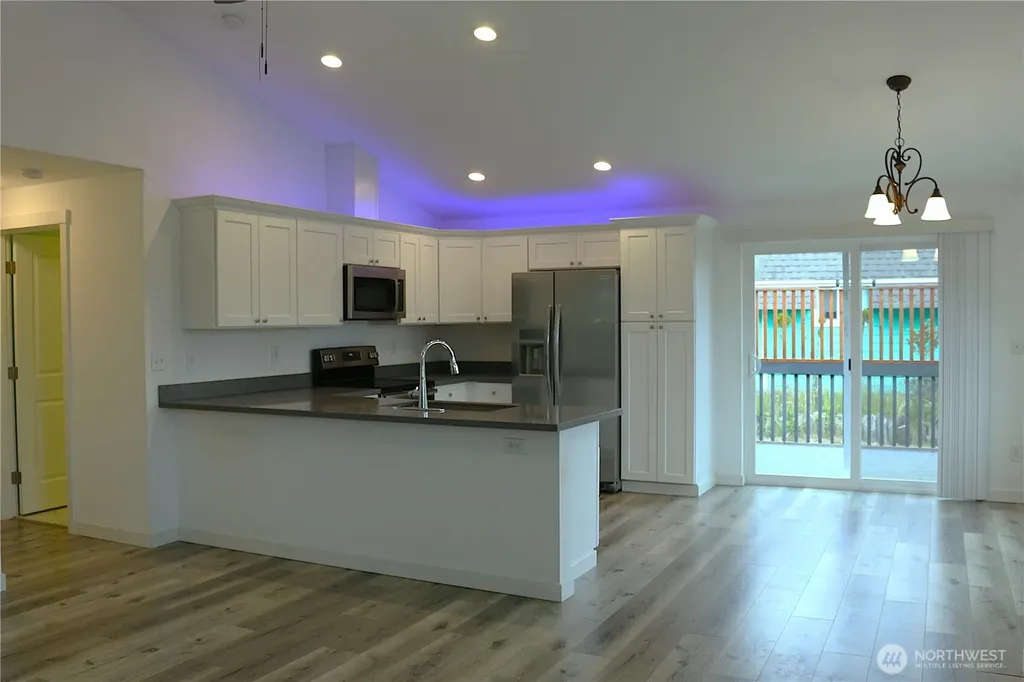 531 Point Brown Avenue SW Ocean Shores WA 98569