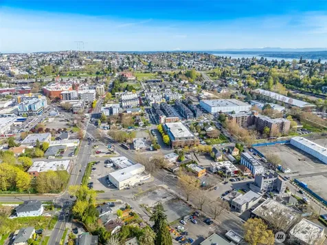 2307 Rainier Avenue S Seattle WA 98144