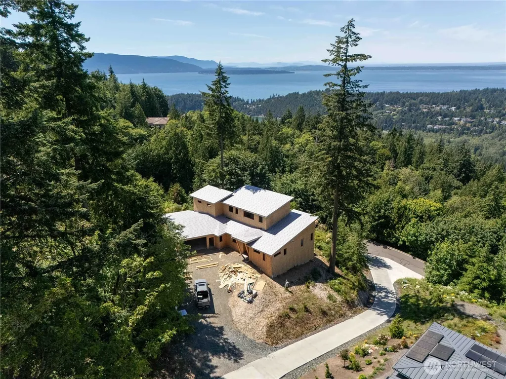1697 Chuckanut Crest Drive Bellingham WA 98229
