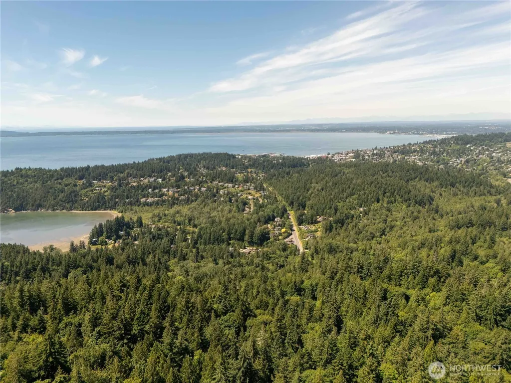 1697 Chuckanut Crest Drive Bellingham WA 98229