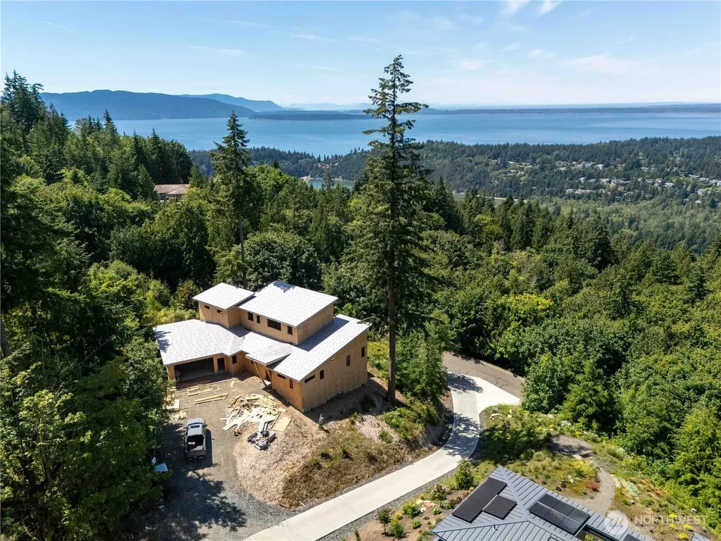 1697 Chuckanut Crest Drive Bellingham WA 98229