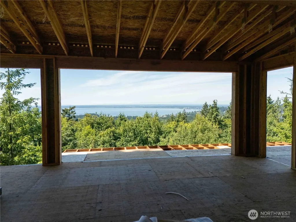 1697 Chuckanut Crest Drive Bellingham WA 98229