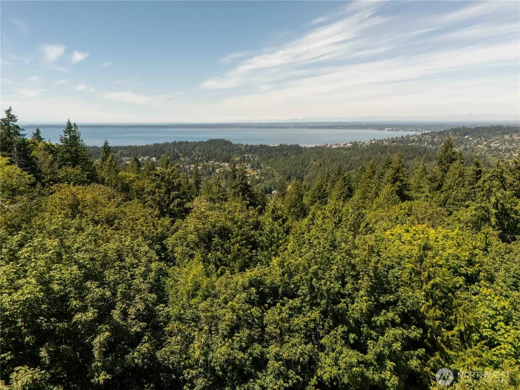 1697 Chuckanut Crest Drive Bellingham WA 98229