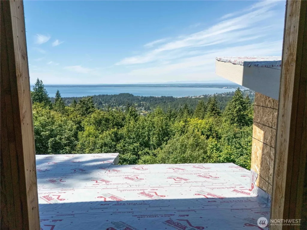 1697 Chuckanut Crest Drive Bellingham WA 98229